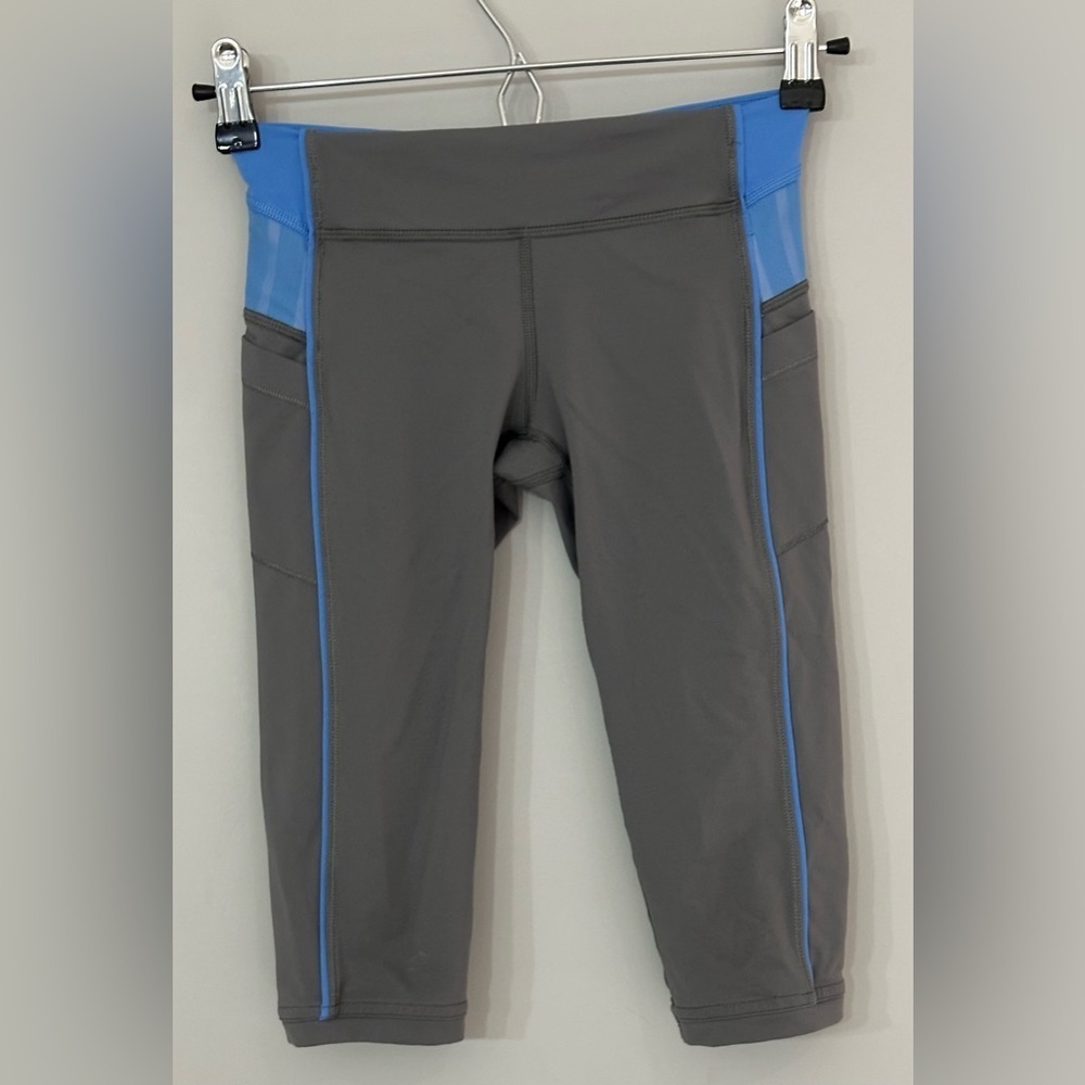 Ivivva: Girls Cropped Leggings - Size 8